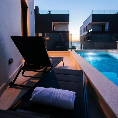 Crystal Ii * Sukošan